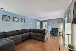 5005 Puritan Rd, Tampa, FL 33617 - Photo 9