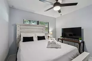 5005 Puritan Rd, Tampa, FL 33617 - Photo 19