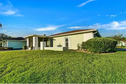 11340 Dollar Lake Drive #2, Port Richey, FL 34668 - Photo 5