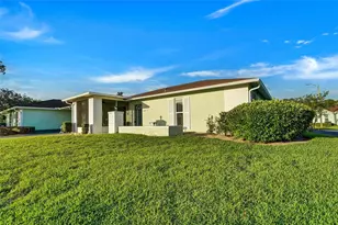 11340 Dollar Lake Dr, Port Richey, FL 34668 - Photo 5