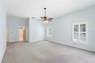 18805 Kelly Rd, Spring Hill, FL 34610 - Photo 17
