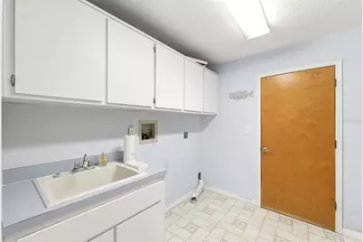 18805 Kelly Road, Spring Hill, FL 34610 - Photo 27