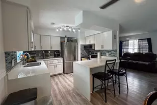 39219 5th Ave, Zephyrhills, FL 33542 - Photo 9