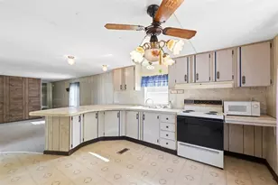 16111 Sarasota St, Brooksville, FL 34604 - Photo 9