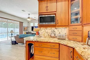 2087 Breezy Way, Spring Hill, FL 34608 - Photo 17