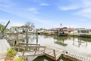13538 Leslie Dr, Hudson, FL 34667 - Photo 3