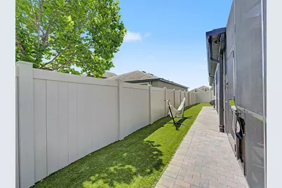 30959 Parrot Reef Court, Wesley Chapel, FL 33545 - Photo 39