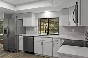 5341 Abagail Dr, Spring Hill, FL 34608 - Photo 11