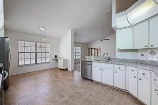 13646 Schlee Ct, Hudson, FL 34669 - Photo 9