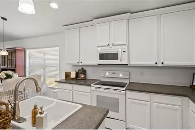 9556 Southern Charm Circle, Brooksville, FL 34613 - Photo 11