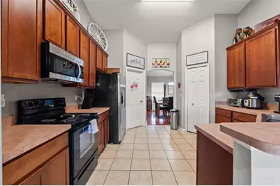 10442 Lansfield Street, Spring Hill, FL 34608 - Photo 5