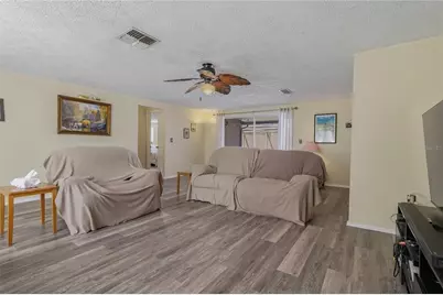 9135 Farmington Lane, Port Richey, FL 34668 - Photo 7