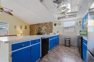 9135 Farmington Ln, Port Richey, FL 34668 - Photo 17