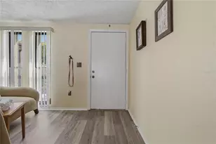 9135 Farmington Ln, Port Richey, FL 34668 - Photo 5