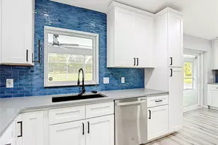 884 W Massachusetts St, Hernando, FL 34442 - Photo 17