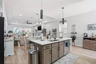 9013 Mississippi Run, Weeki Wachee, FL 34613 - Photo 13