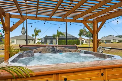 9013 Mississippi Run, Weeki Wachee, FL 34613 - Photo 59