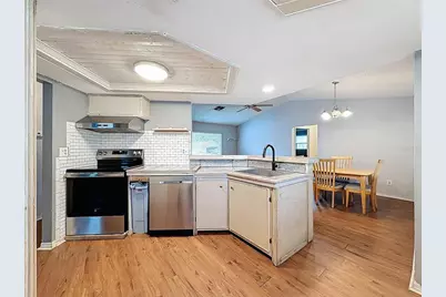 8643 Woodbridge Dr, New Port Richey, FL 34655 - Photo 11