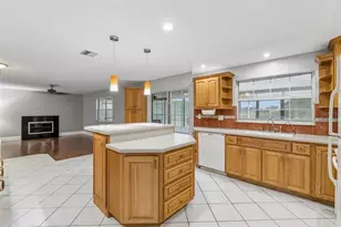 9035 Sharon Dr, New Port Richey, FL 34654 - Photo 13