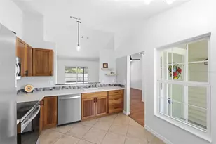 11224 Holbrook St, Spring Hill, FL 34609 - Photo 15