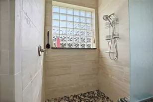 9203 Lake Cypress Loop, Weeki Wachee, FL 34613 - Photo 39