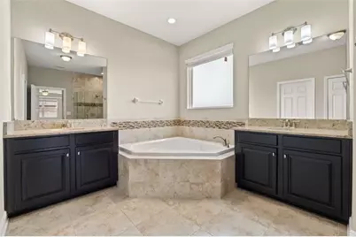 18696 Malinche Loop, Spring Hill, FL 34610 - Photo 23