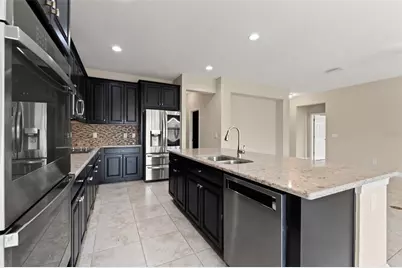 18696 Malinche Loop, Spring Hill, FL 34610 - Photo 11