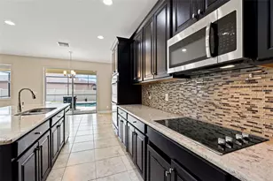 18696 Malinche Loop, Spring Hill, FL 34610 - Photo 11