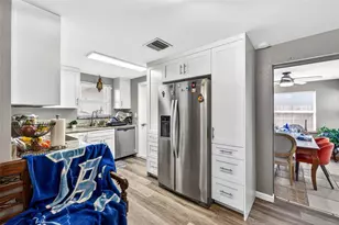 1016 Windsor Hill Way, Tarpon Springs, FL 34689 - Photo 5