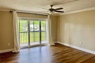 1423 Pine Glen Ln, Tarpon Springs, FL 34688 - Photo 15