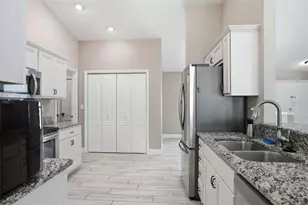 4128 Everett Ave, Spring Hill, FL 34609 - Photo 5