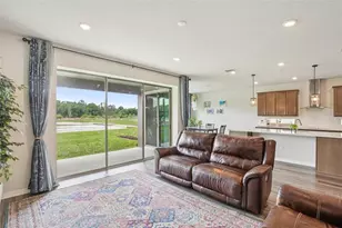 11032 Sundrift Dr, Tampa, FL 33647 - Photo 9