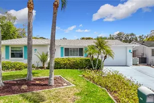 11114 White Oak Ln, Port Richey, FL 34668 - Photo 1