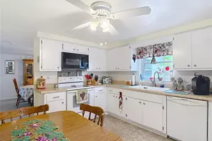11114 White Oak Ln, Port Richey, FL 34668 - Photo 29