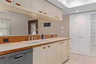 3217 Abeline Rd, Spring Hill, FL 34608 - Photo 21