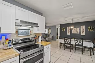 12989 Linden Dr, Spring Hill, FL 34609 - Photo 7