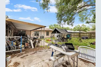 1810 Green Ridge Road, Tampa, FL 33619 - Photo 13