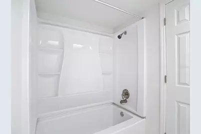 5132 Amulet Drive #105, New Port Richey, FL 34652 - Photo 5