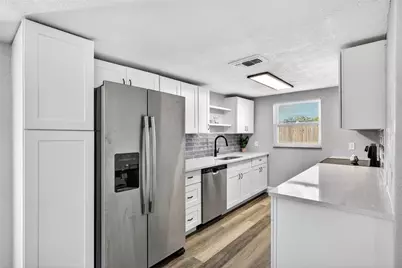 7538 Gulf Highlands Drive, Port Richey, FL 34668 - Photo 7