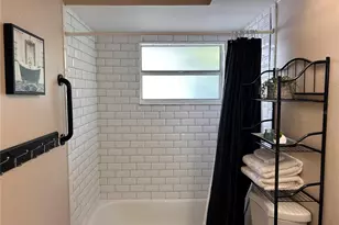 6031 Wyoming Ave, New Port Richey, FL 34653 - Photo 21