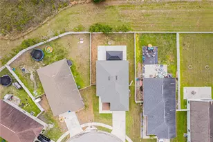 6517 Bayston Hill Pl, Zephyrhills, FL 33541 - Photo 27