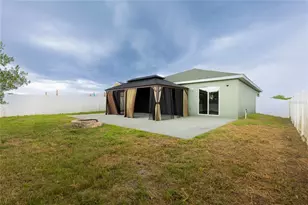 6517 Bayston Hill Pl, Zephyrhills, FL 33541 - Photo 25