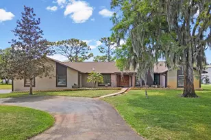 10700 Luscombe Ct, New Port Richey, FL 34654 - Photo 43