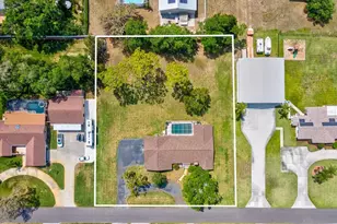 10700 Luscombe Ct, New Port Richey, FL 34654 - Photo 49