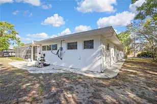 7250 Madrid Rd, Weeki Wachee, FL 34613 - Photo 37
