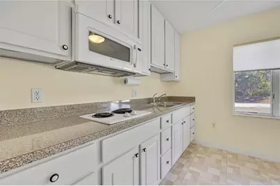 7250 Madrid Road, Weeki Wachee, FL 34613 - Photo 27