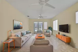 7250 Madrid Rd, Weeki Wachee, FL 34613 - Photo 25