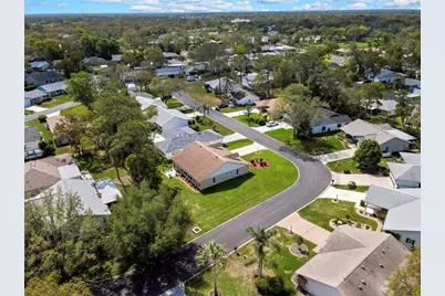 6433 Lost Tree Lane, Spring Hill, FL 34606 - Photo 11