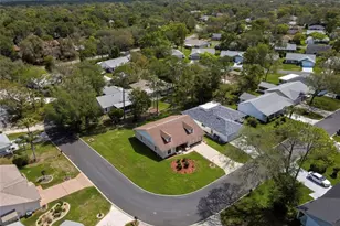 6433 Lost Tree Ln, Spring Hill, FL 34606 - Photo 9