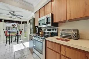 6433 Lost Tree Ln, Spring Hill, FL 34606 - Photo 9